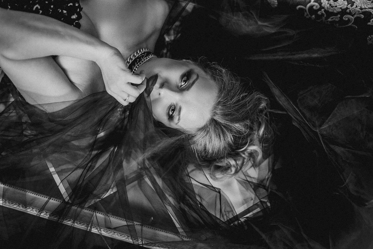 Adapting Your Skincare Routine with Age