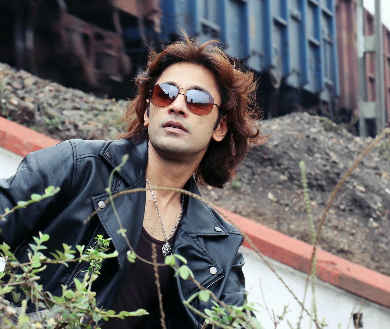 Perfume is an often-overlooked aspect of seductive beauty. A signature